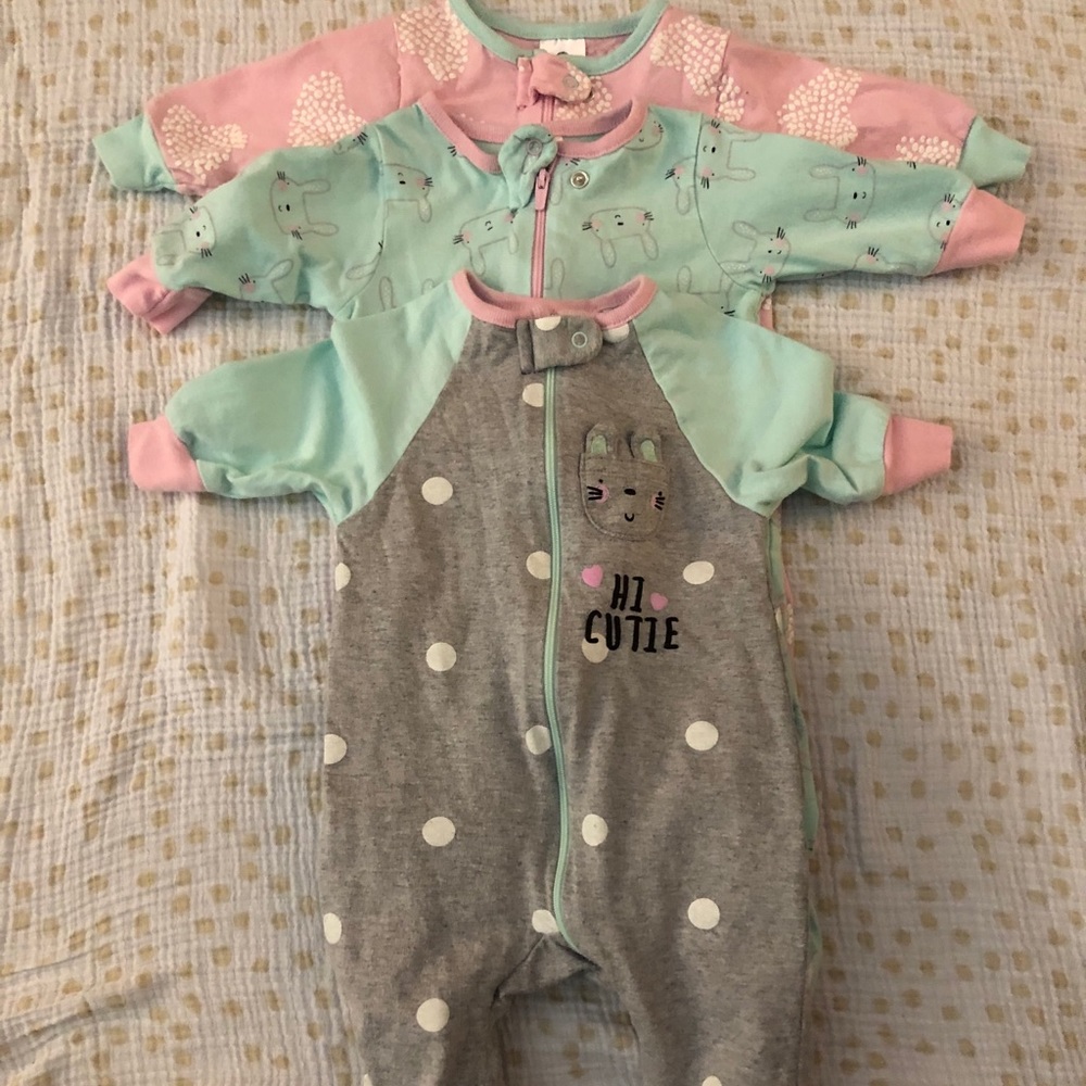 Bundle of 3 girl sleep n play